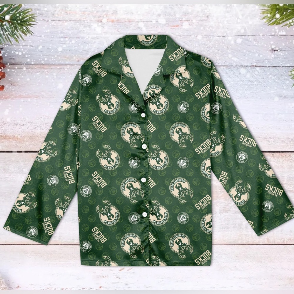 NBA Official Youth 2-Piece Super Soft Button Down Pajamas Set, Milwaukee Bucks